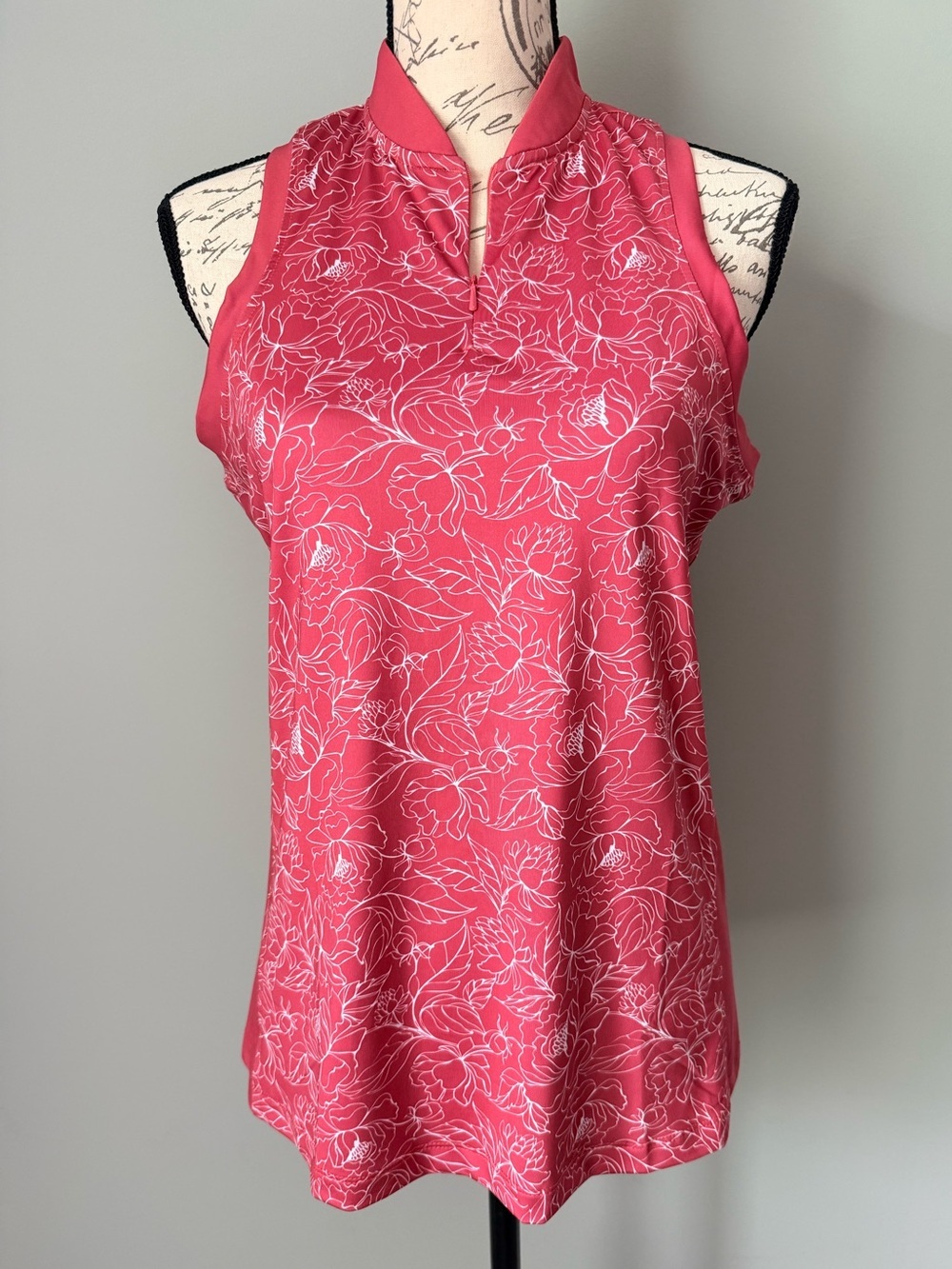 Waggle Sleeveless Golf Polo NWT Medium Pink Floral Performance Shirt